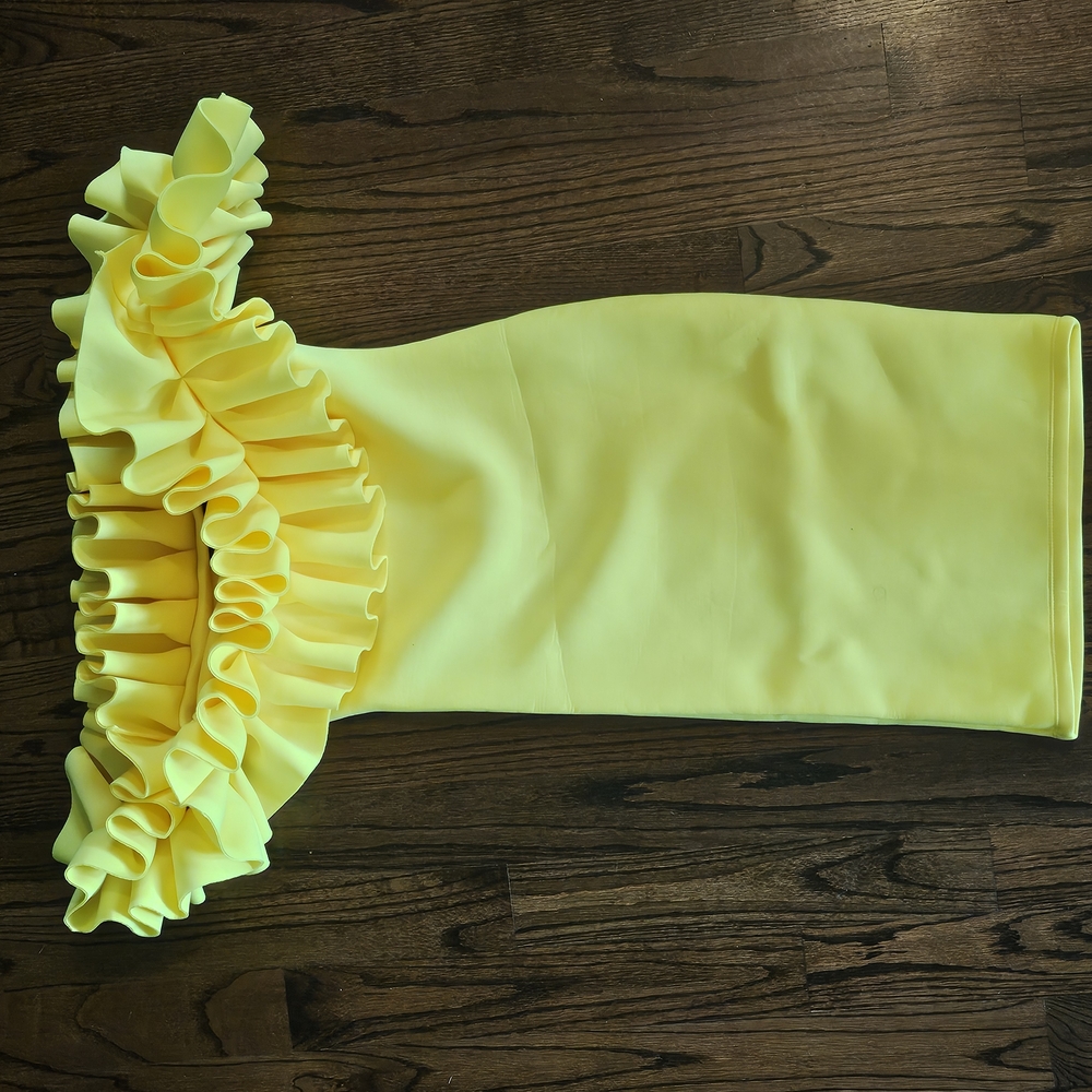 AKIRA Yellow Strapless Dress